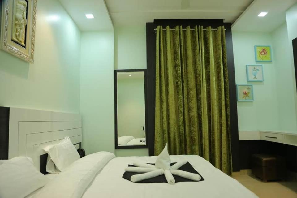 Amor Hotel Gangānagar Zewnętrze zdjęcie